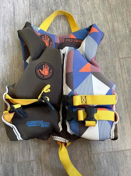 Photo of free Child/infant life vest (Uptown Whittier) #1