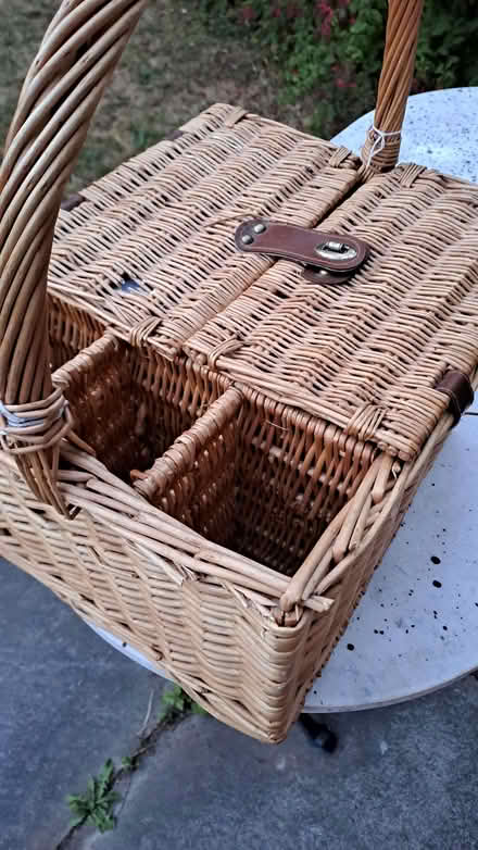 Photo of free Lovely vintage picnic basket. (Sherrard's Green WR14) #1