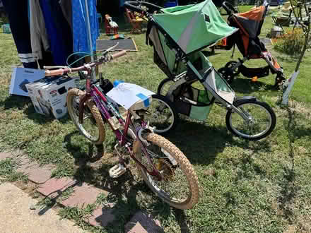 Photo of free Free Garage Sale in Hillandale (Hillandale) #2