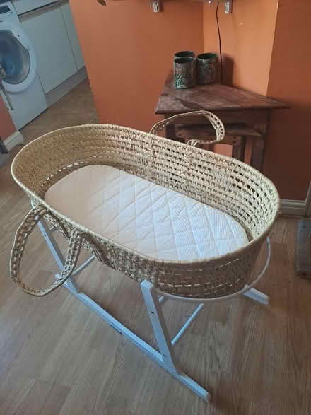 Photo of free Baby Moses basket on stand (Isleworth TW7) #2