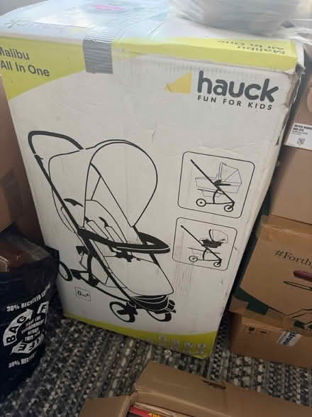 Photo of free Pram/ pushchair combo (Billericay CM11) #4