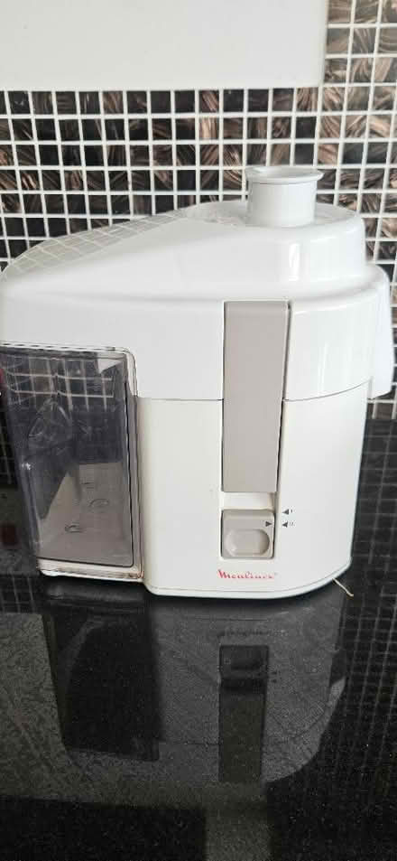 Photo of free Moulinex electric juicer (Millthorpe S18) #1