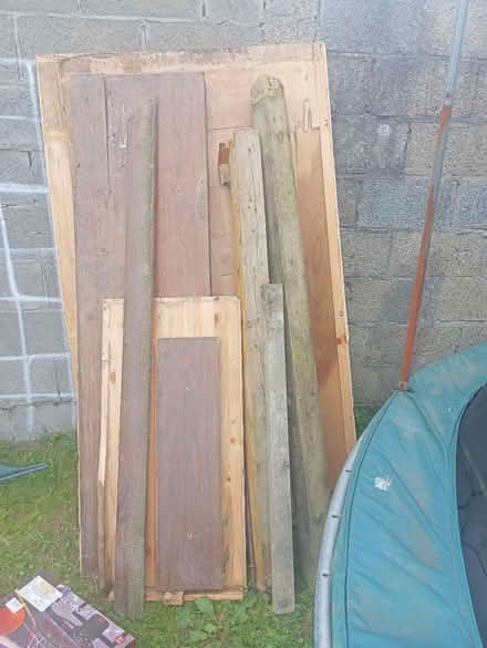 Photo of free Wood/mesh (Dundalk) #3