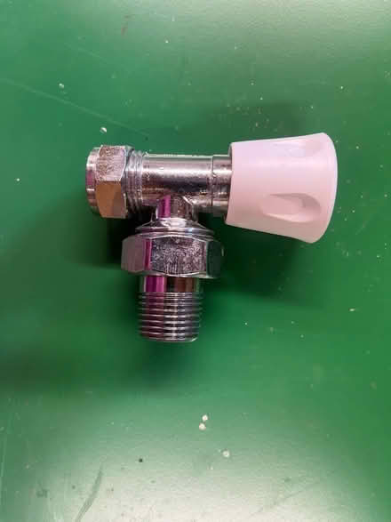 Photo of free Radiator valve (Breadstone GL13) #2