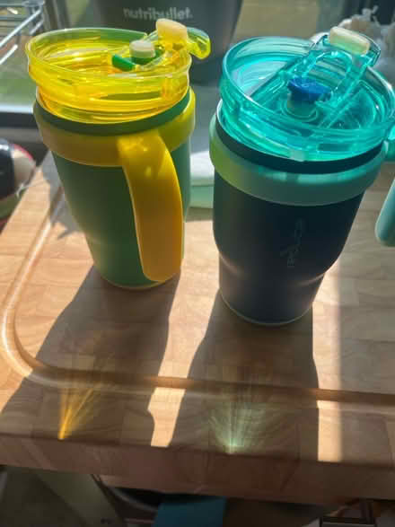 Photo of free Coffee cups with lid (Bailey’s Crossroads) #1