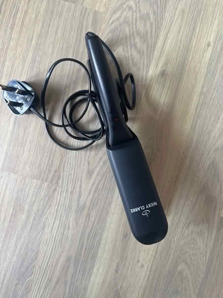 Photo of free Hair straighteners, pr8 2hx (Southport PR8) #2