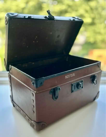 Photo of free Cute little case (CT2) #1