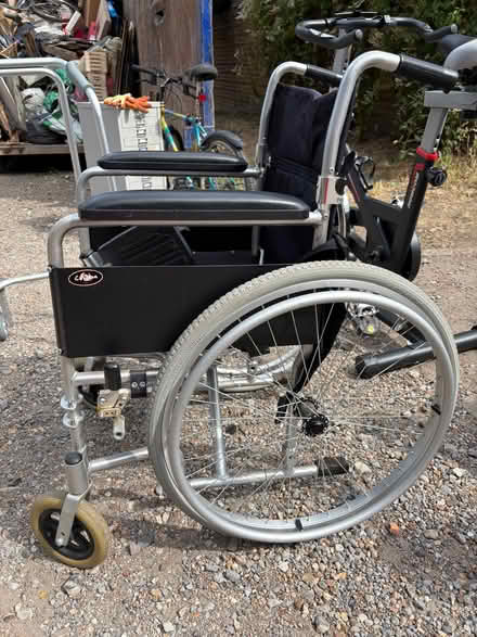 Photo of free Wheel chair (Roehampton SW15) #2