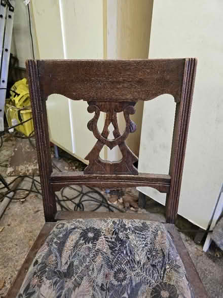 Photo of free Edwardian (?) chair for rehoming (Phippsville NN1) #2