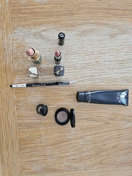 Photo of free Make up (Altrincham WA14) #1