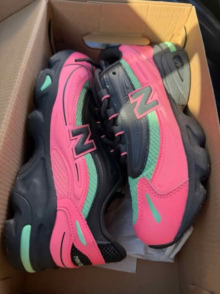 Photo of free New Balance Shoes (Coliseum off 69th) #2