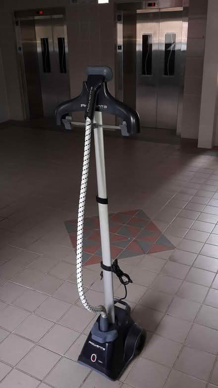 Photo of free Rowenta Compact Valet Steamer (Queenstown, near MRT) #2