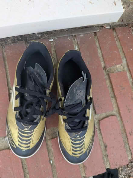 Photo of free Football boots (Handcross) #1