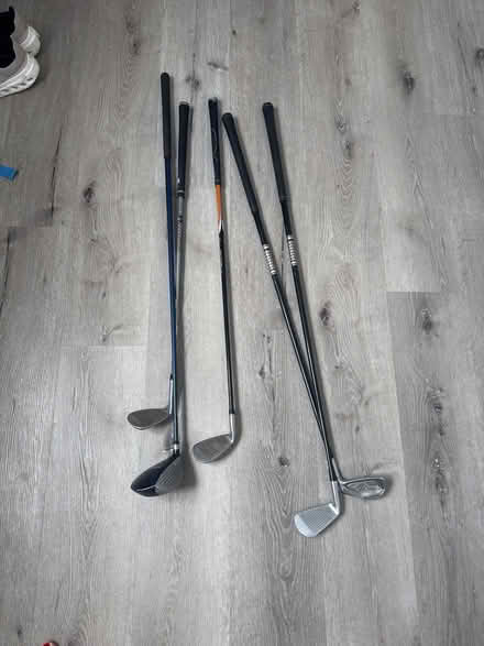 Photo of free 5 kids golf clubs (Wimbledon SW19) #1