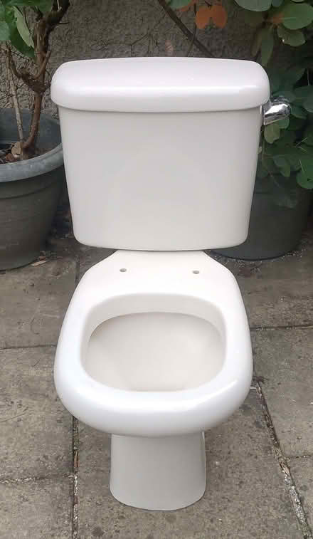 Photo of free 3 piece bathroom suite (Camp Cross GL6) #2