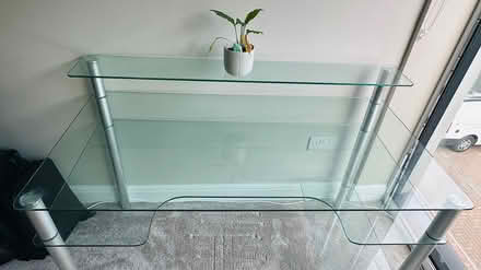 Photo of free Spacious Working Desk (Sk12 2AE) #3