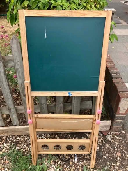 Photo of free Kids double sided easel (Morden SM4) #2
