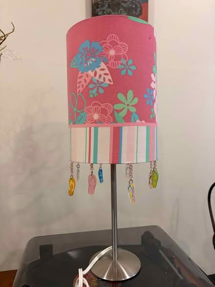 Photo of free Lamp w/flip flops dangling (Oakwood Rd/Hospital Dr) #1