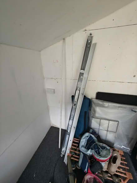 Photo of free 6ft light (Sutton SG19) #1