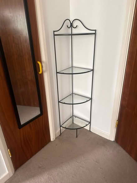 Photo of free Display unit (Hemel Hempstead HP2) #1