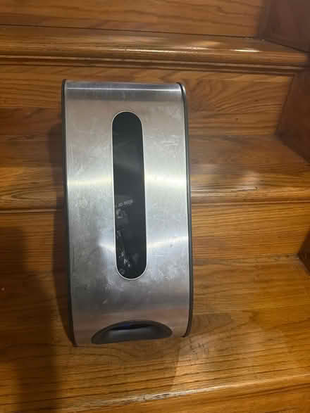 Photo of free Reusable bag dispenser (Stuyvesant Heights) #1
