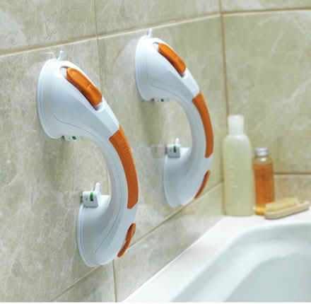 Photo of free Suction handles (Slough central SL1) #2