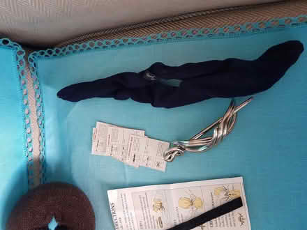 Photo of free Hair items for long hair (Kendal LA9) #2
