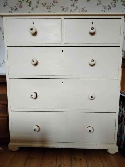 Photo of free Cream Chest of Drawers (selly oak B29) #1