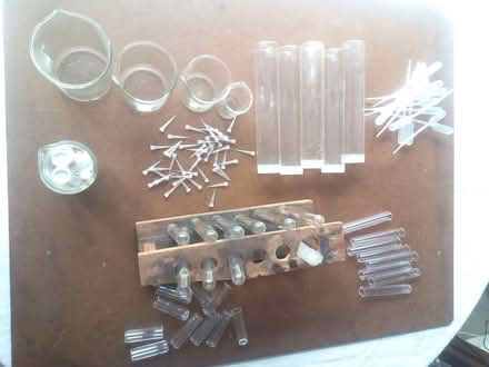 Photo of free science equipment (Horndean PO8) #1