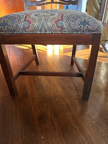Photo of free Six dining room chairs (Wood-Ridge) #3