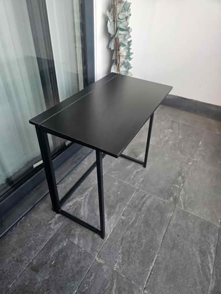 Photo of free Foldaway table (Woolwich Se18) #1