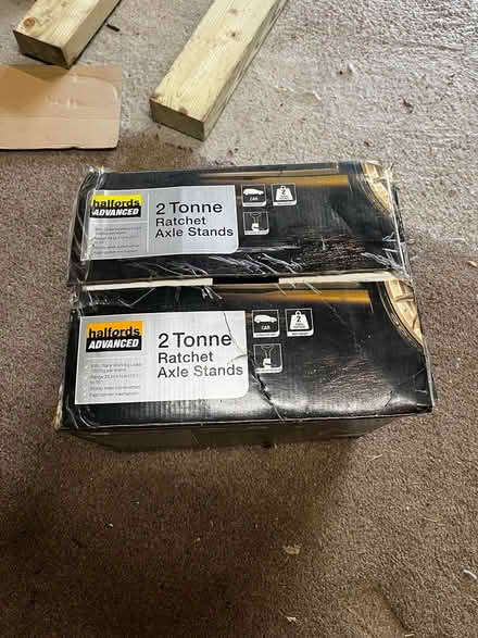 Photo of free Ratchet Axle Stands (Littlemore OX4 4) #1