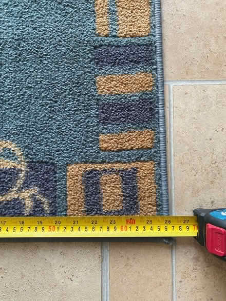 Photo of free Small Rug / Runner (67 × 135 cm) (Strood, ME2) #3