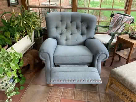 Photo of free Recliner chair (Upper Arlington) #1