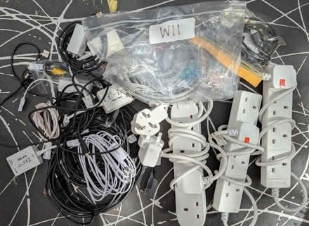 Photo of free Mixture of cables etc (near Hollow Way, Cowley OX4) #1