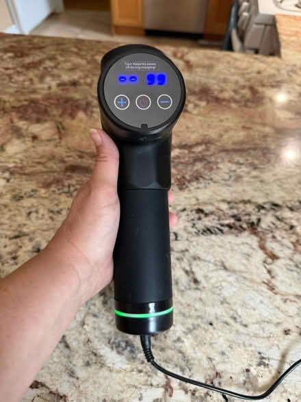 Photo of free Gravity One massage gun (Erin Mills&QEW) #2