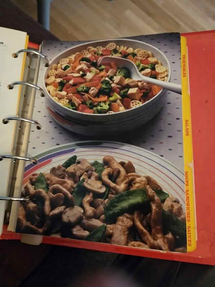 Photo of free 1986 version Betty Crocker Cookbook (Glenview near Northbrook) #4
