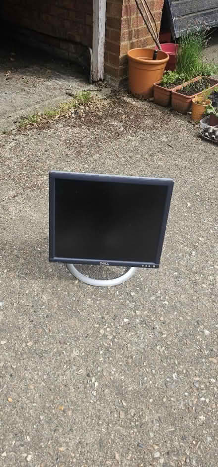 Photo of free Monitor (SL9 9SP) #3
