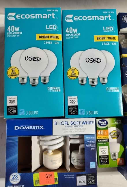 Photo of free Assorted Light Bulbs (Saugus) #2