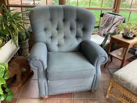 Photo of free Recliner chair (Upper Arlington) #3