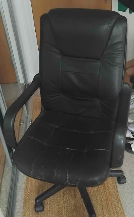 Photo of free Office chair (Churchill Square area BN1) #1