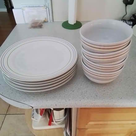 Photo of free Plates and Bowls (Uplands / Riverside) #1