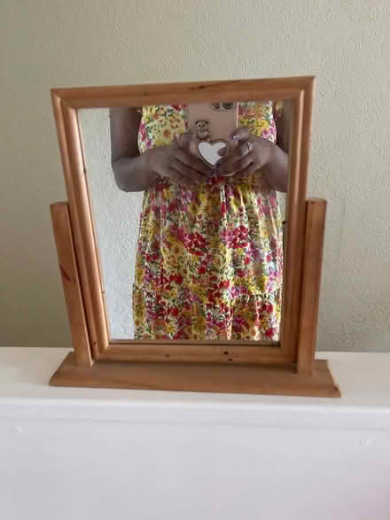 Photo of free Mirror stand (Greenford UB1) #1