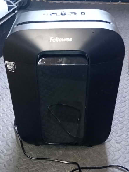 Photo of free Office Paper Shredder - Not Working (Bordesley, Redditch B97) #1