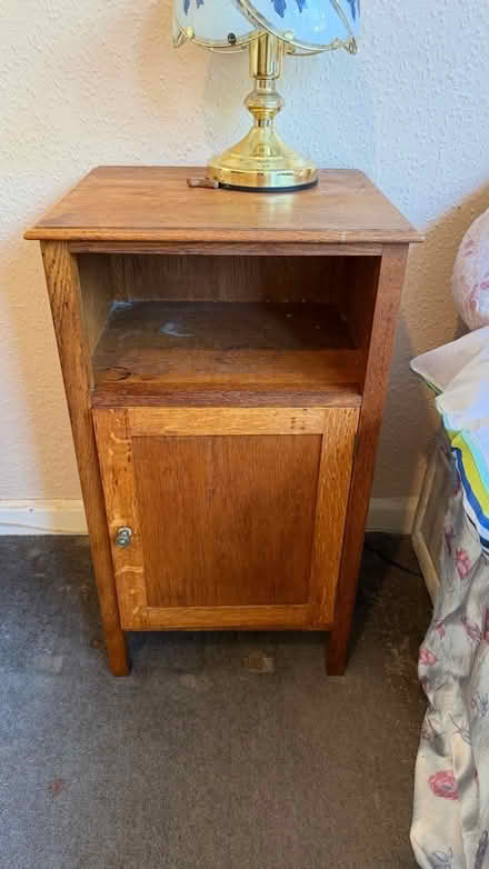 Photo of free Bedside cabinet (Twickenham TW1) #1