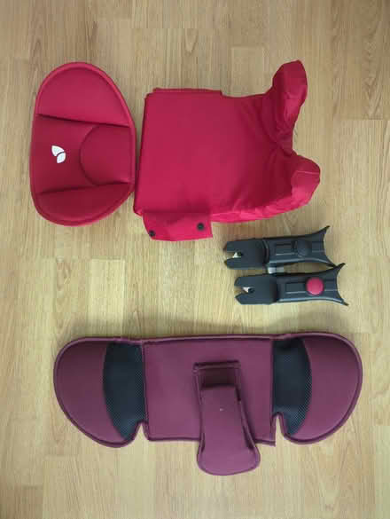 Photo of free Silver Cross Car Seat/ Accessories (Chapel End E17) #2
