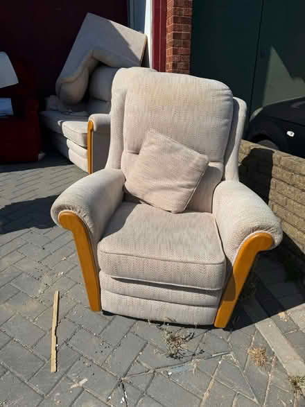 Photo of free Very good sofa (Gorseway RM7) #1
