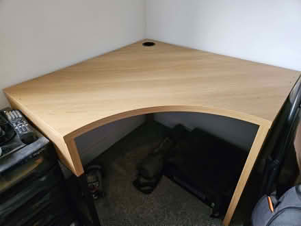 Photo of free Corner desk (Chesterfield S41) #1