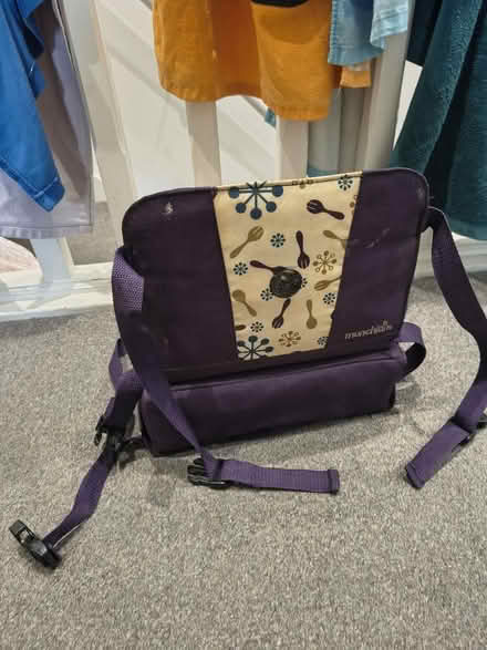 Photo of free Booster seat high chair (Well hall roundabout. SE9) #2