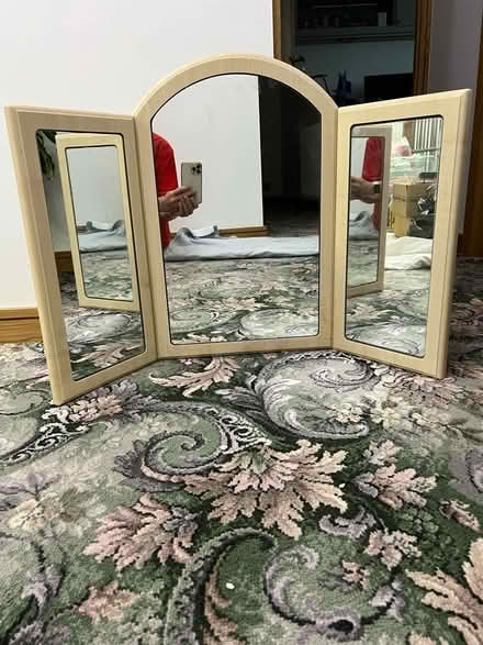 Photo of free 3 pane dressing table mirror (Westbrook WA5) #1